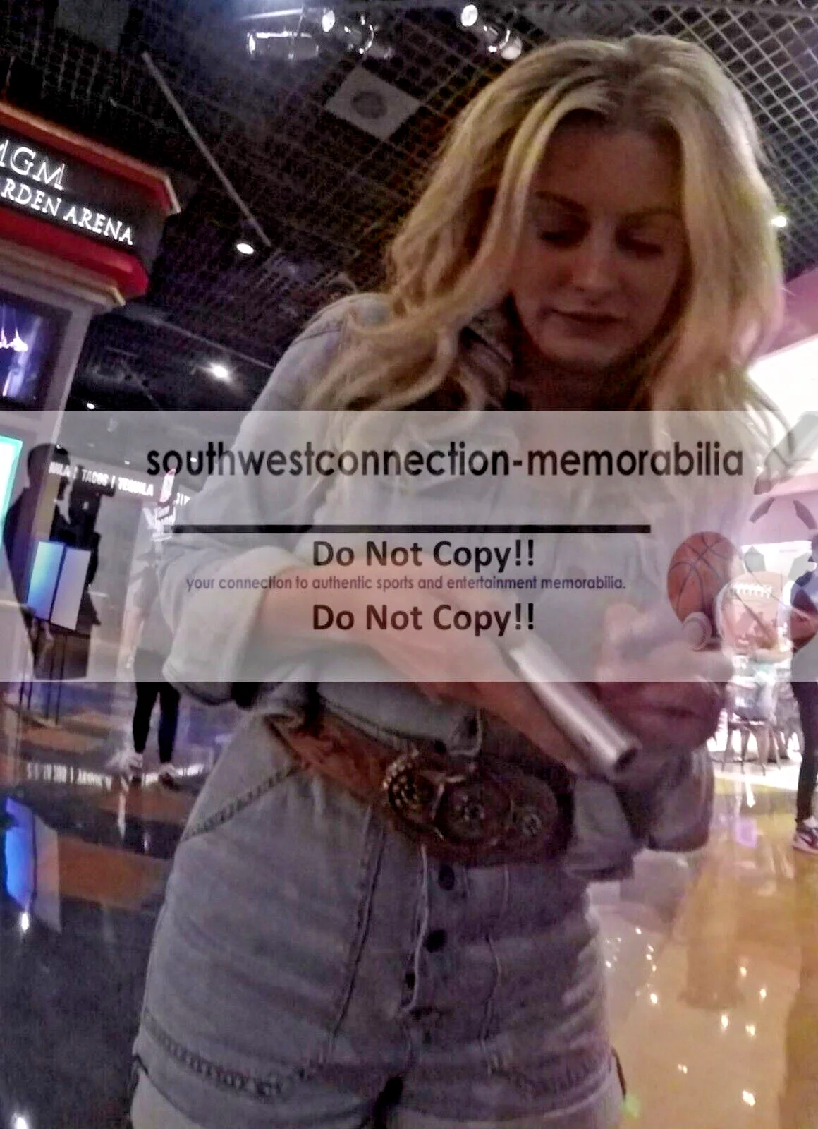 Stephanie Quayle Signed Microphone Country Music Autograph Memorabilia Proof Mic, изображение 2
