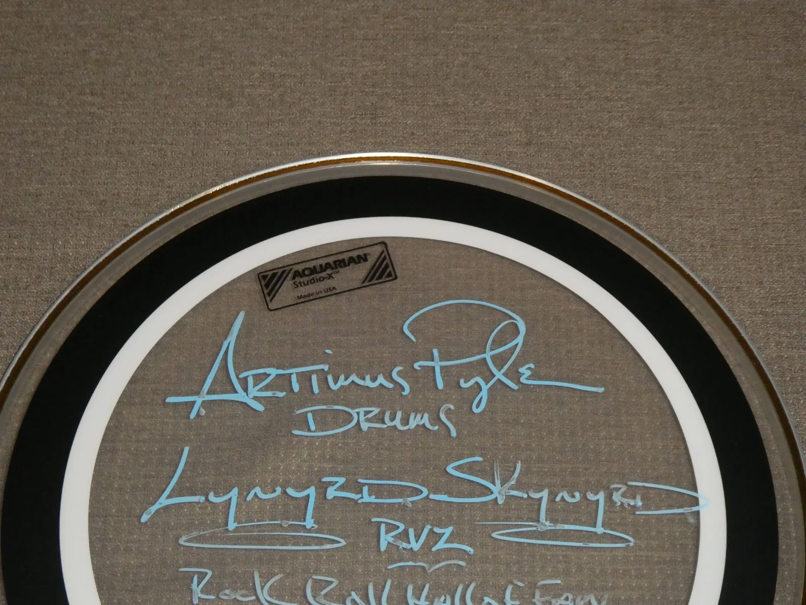 Artimus Pyle Lynyrd Skynyrd Hand Signed Drum Head JSA #CJ62369 Band Drumhead, изображение 4