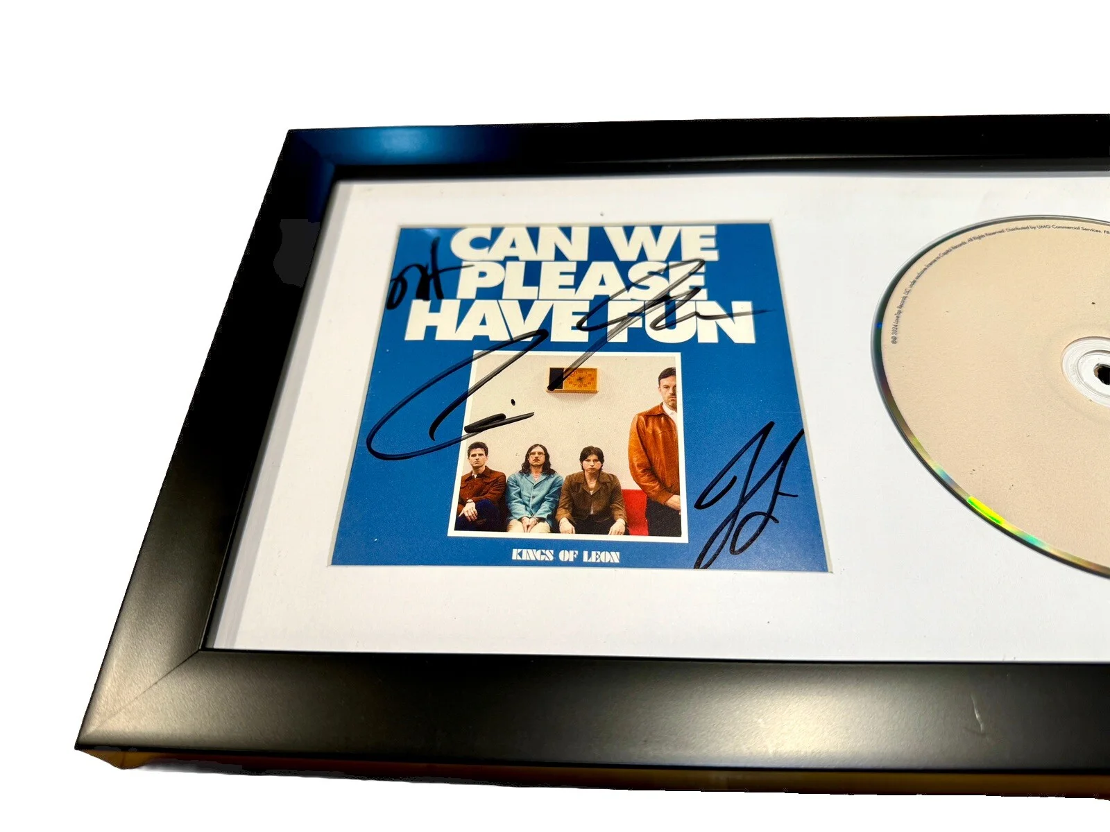 KINGS OF LEON SIGNED & FRAMED CAN WE PLEASE HAVE FUN CD ALBUM AUTOGRAPH COA C, image 2