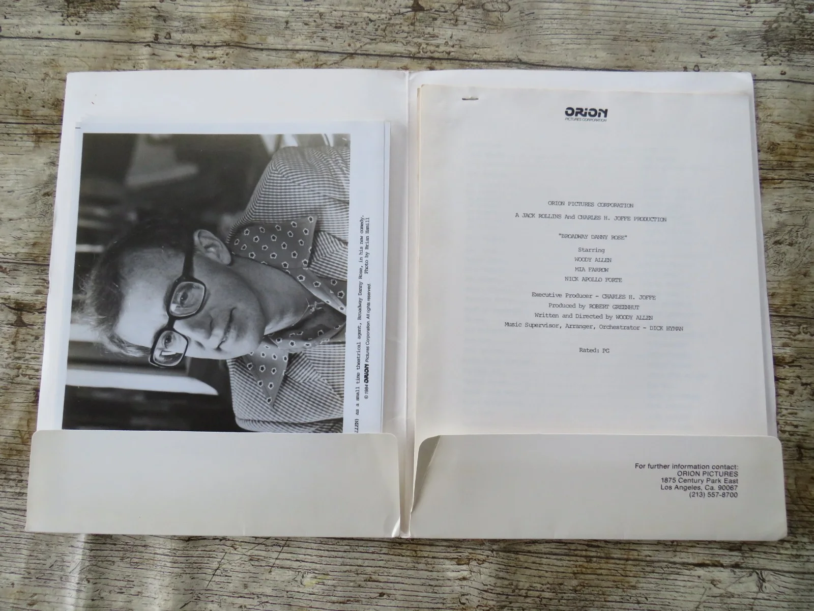 BROADWAY DANNY ROSE ORIGINAL 1984 CINEMA FILM PRESS KIT Woody Allen 11 PHOTOS, изображение 2