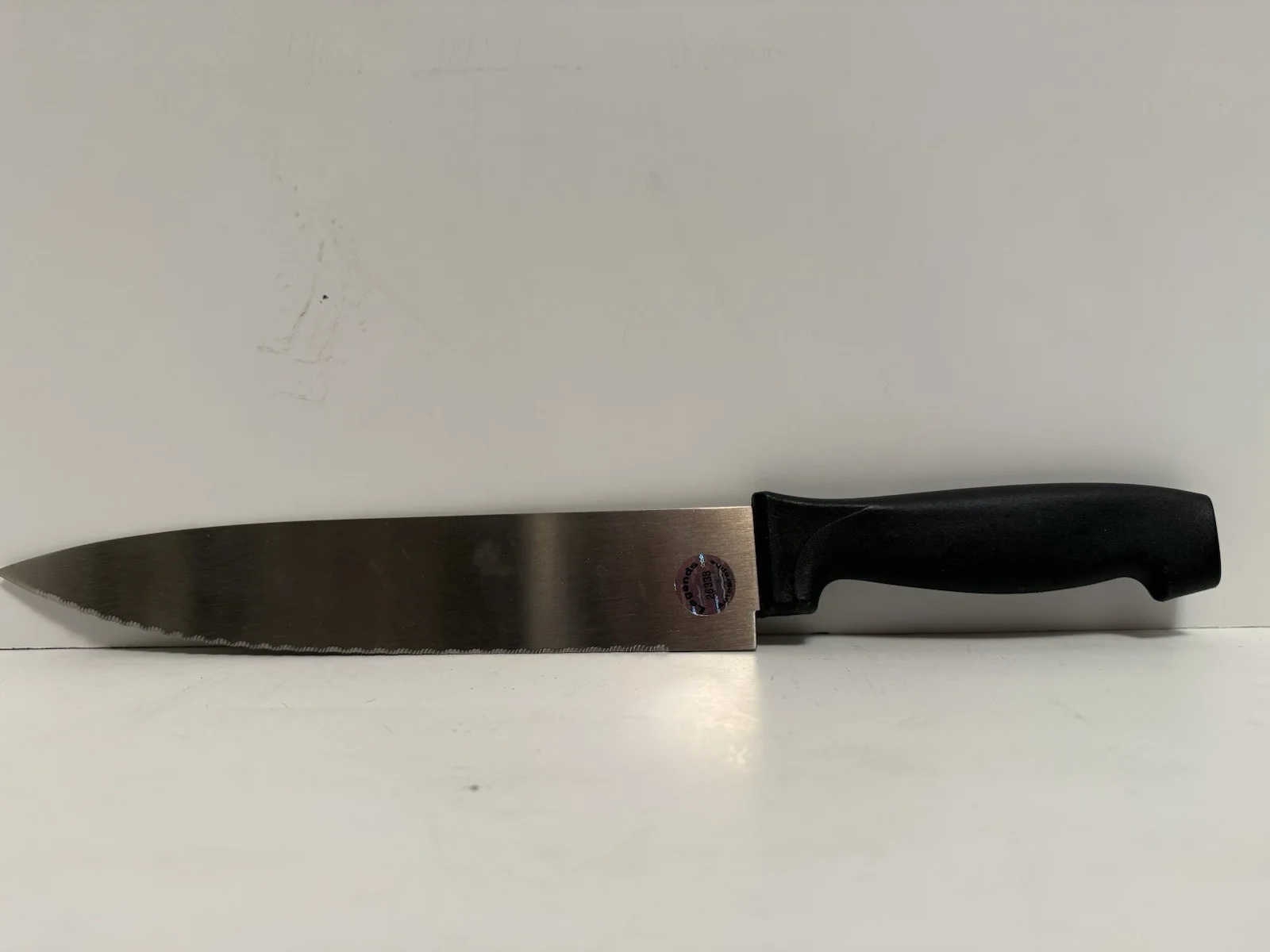 Tony Moran — Tony Moran (Michael Myers) signed “Halloween” replica knife. Legends Auto COA, изображение 3