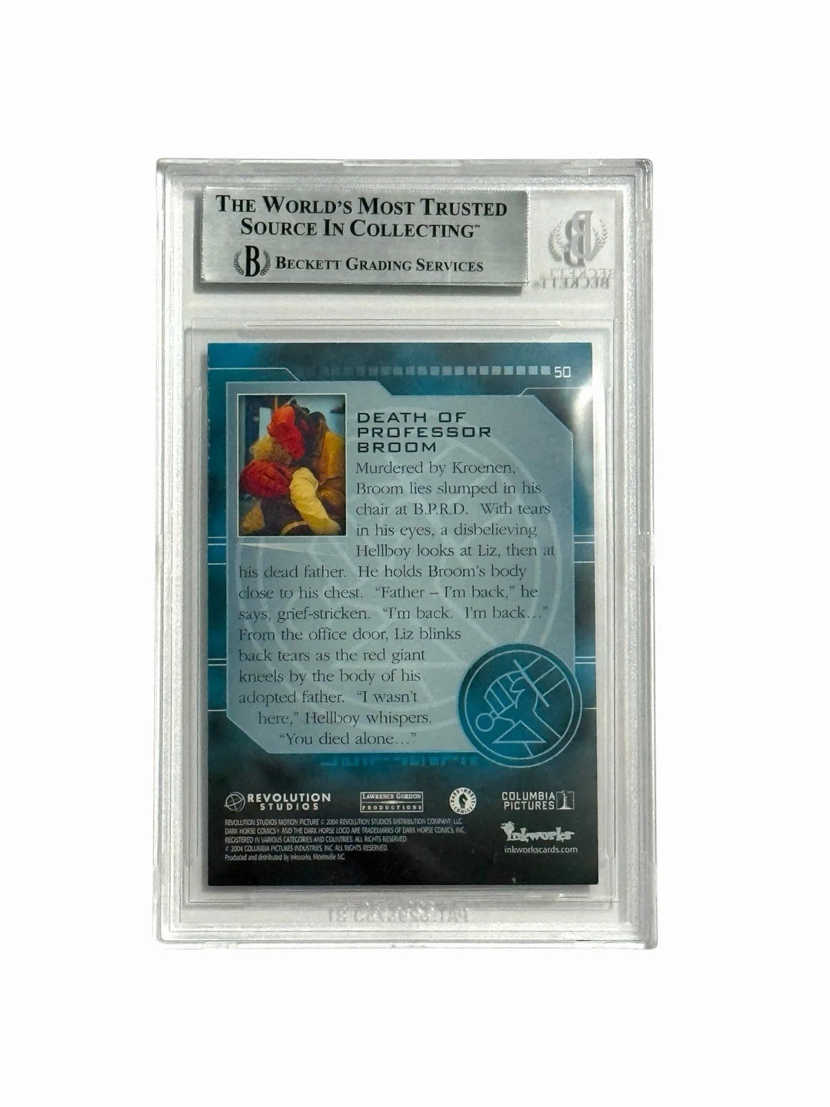 Guillermo Del Toro — GUILLERMO DEL TORO SIGNED AUTOGRAPH 2004 INKWORKS HELLBOY CARD BECKETT-D, image 2