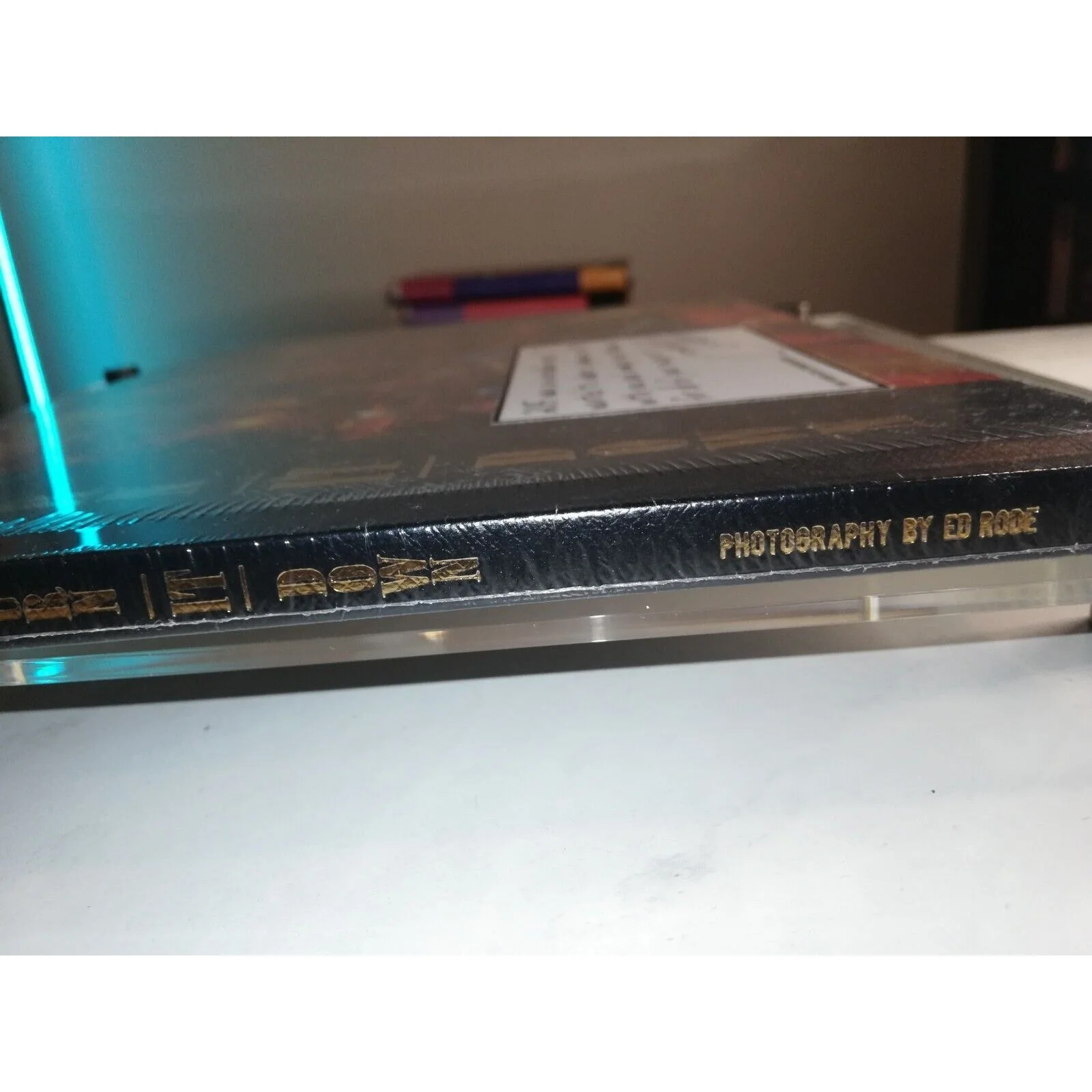 Jason Aldean — JASON ALDEAN SIGNED AUTOGRAPH "BURN IT DOWN" PHOTO BOOK - By Ed Rode, image 4