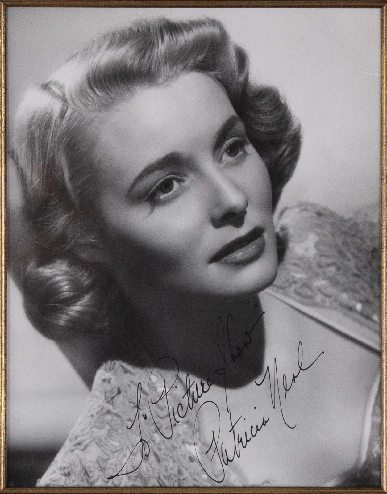 Patricia Neal — PATRICIA NEAL - INSCRIBED PHOTOGRAPH SIGNED, image 2