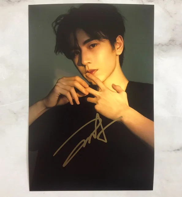 Zhang Linghe 张凌赫 6inch signature photo, изображение 3
