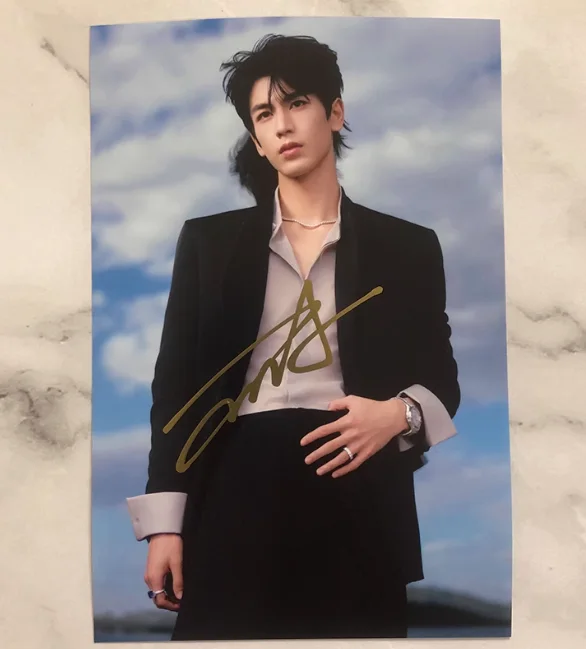 Zhang Linghe 张凌赫 6inch signature photo, изображение 4