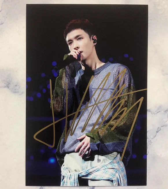 Zhang Yixing Handwritten Signature Photo 6-Inch Concert Surroundings, изображение 2