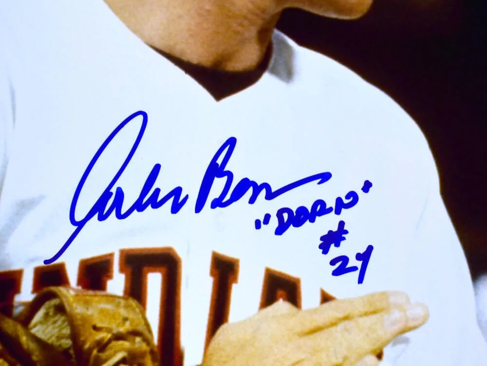 Charlie Sheen, amp, Corbin Bernsen — Charlie Sheen Corbin Bernsen Autographed Major League 16x20 Photo-Beckett W Holo, изображение 3