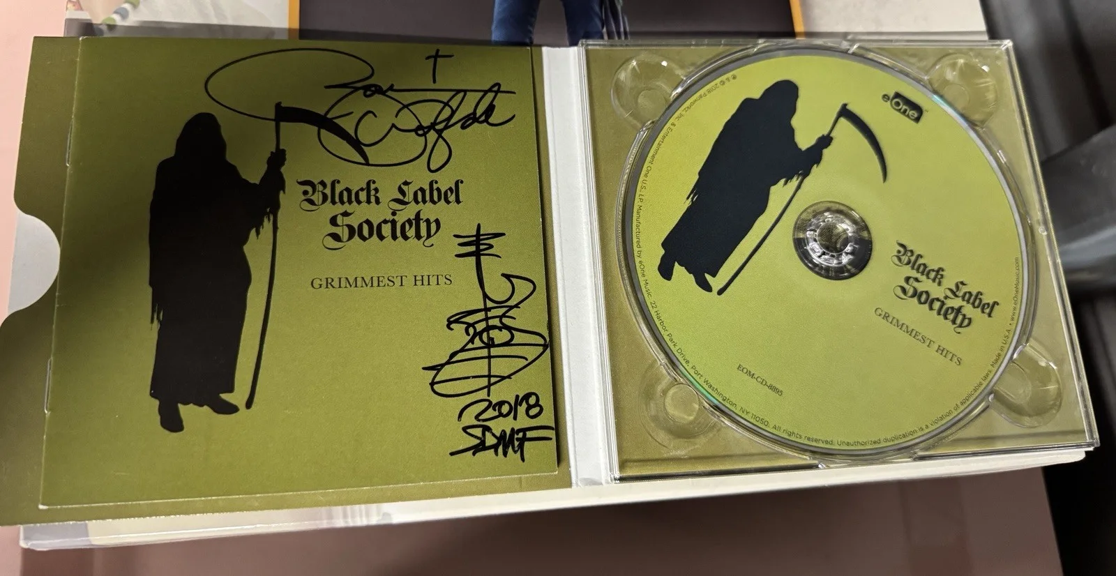 Zakk Wylde Grimmest Hits AUTOGRAPHED SIGNED, image 2