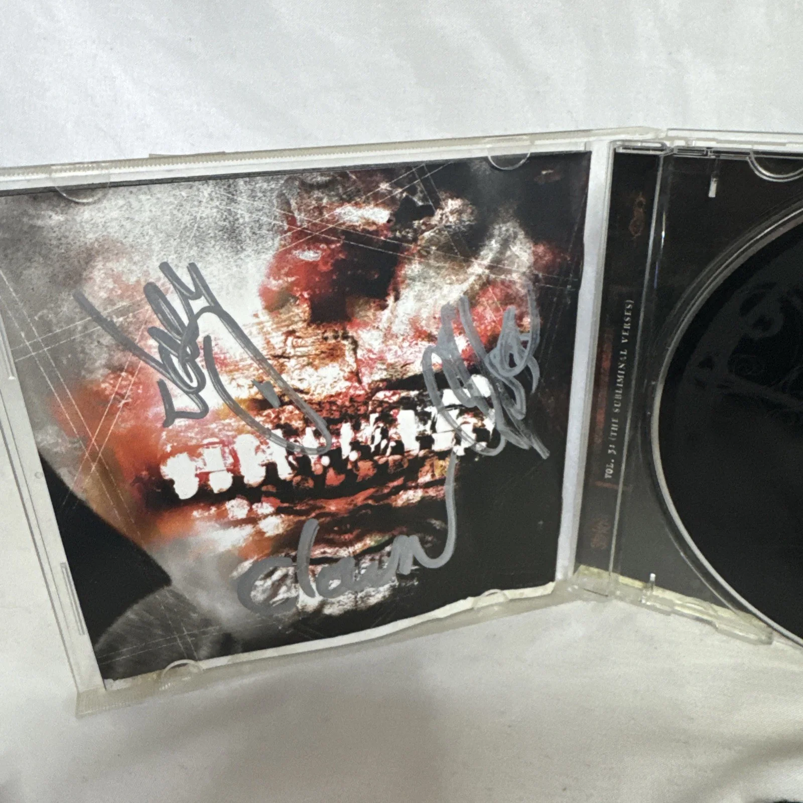 Slipknot Autographed Signed Vol. 3: The Subliminal Verses CD (JoeyChris Shawn), изображение 3