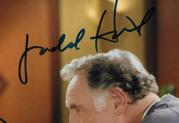 Judd Hirsch — Signed Jermaine Fowler Judd Hirsch Superior Donuts 8x10 Photo #2 w JSA Authentic, изображение 4