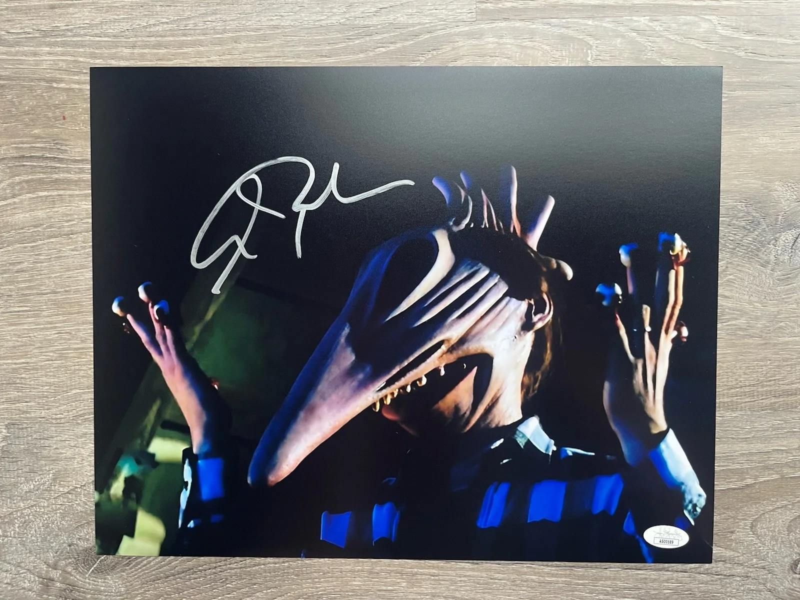 Alec Baldwin — Alec Baldwin Signed Beetlejuice 11x14 Photo JSA COA Adam Maitland, изображение 2