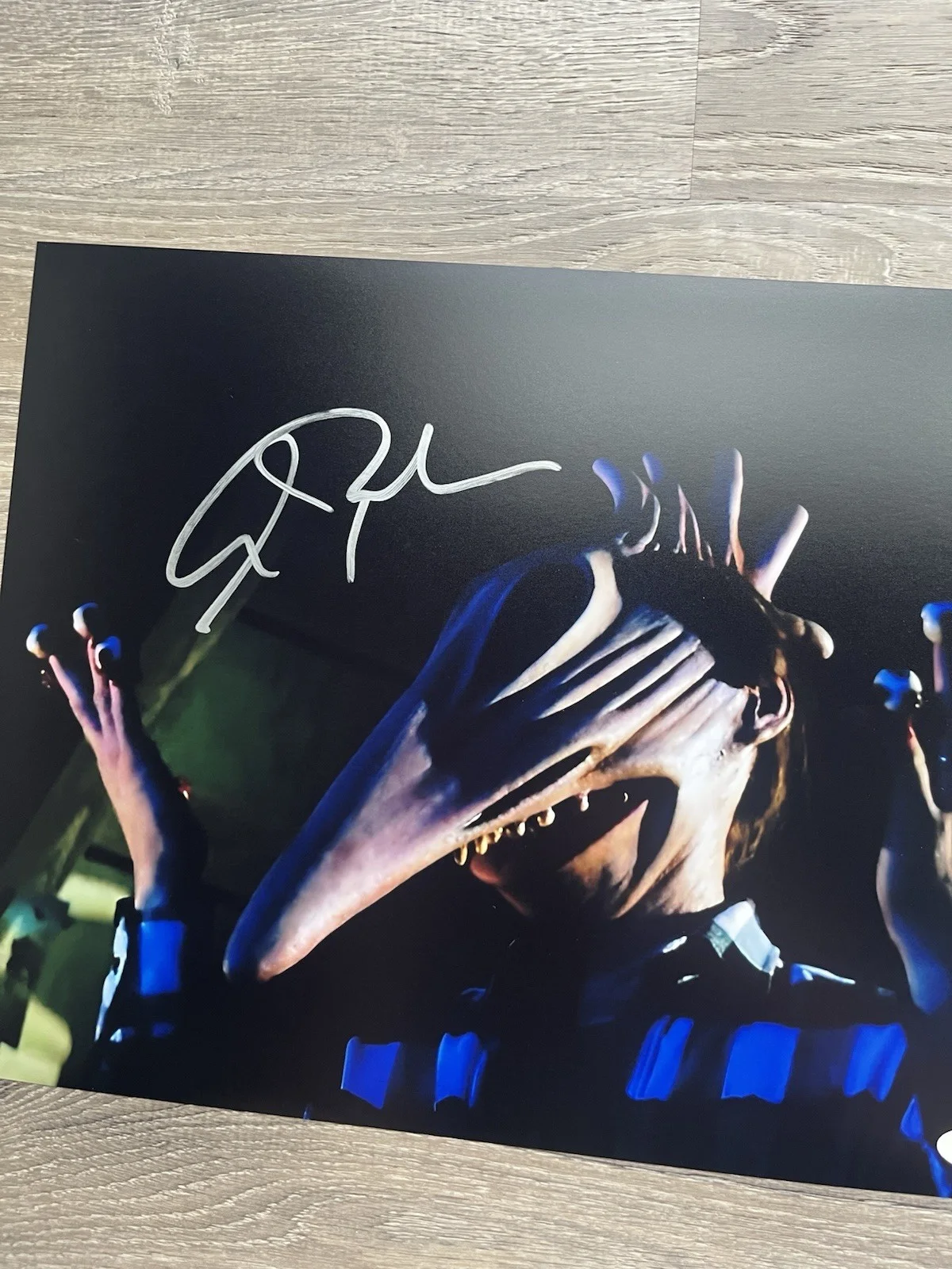 Alec Baldwin — Alec Baldwin Signed Beetlejuice 11x14 Photo JSA COA Adam Maitland, изображение 5
