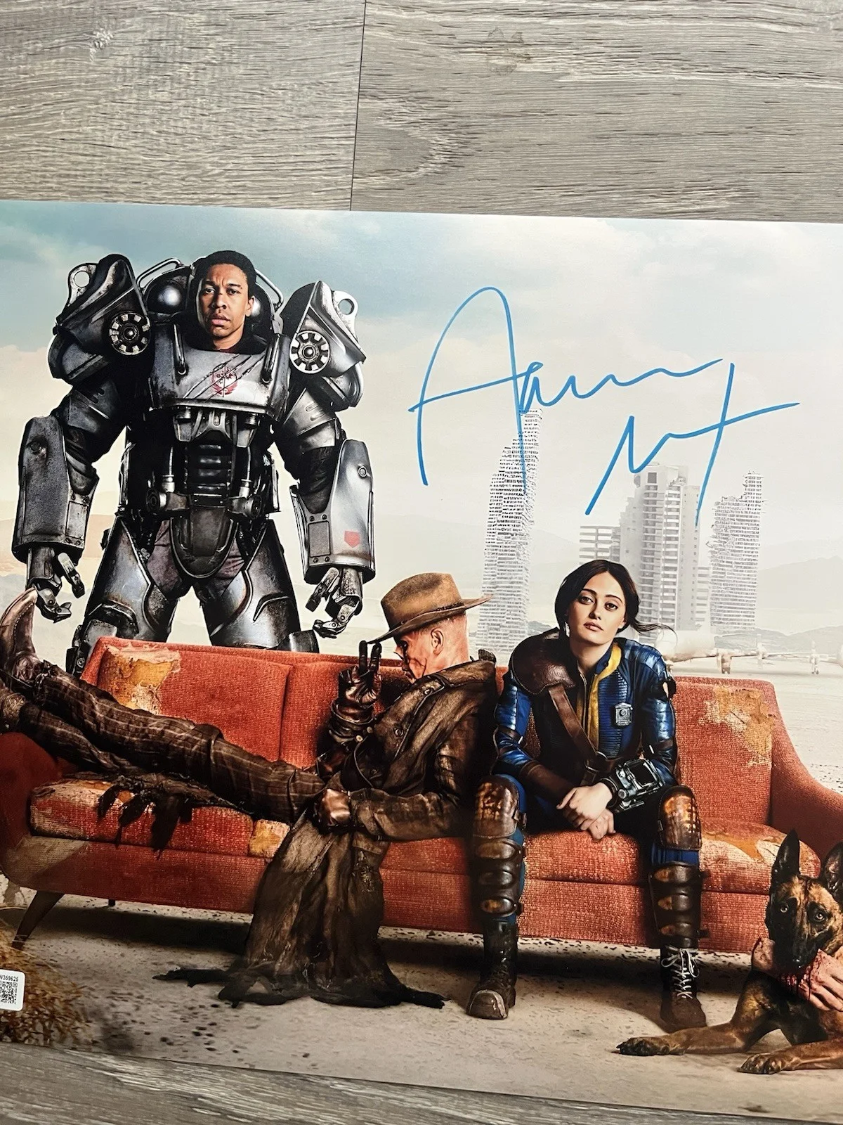 Aaron Moten — Aaron Moten Signed Fallout 11x14 Photo Beckett COA Maximus, image 5