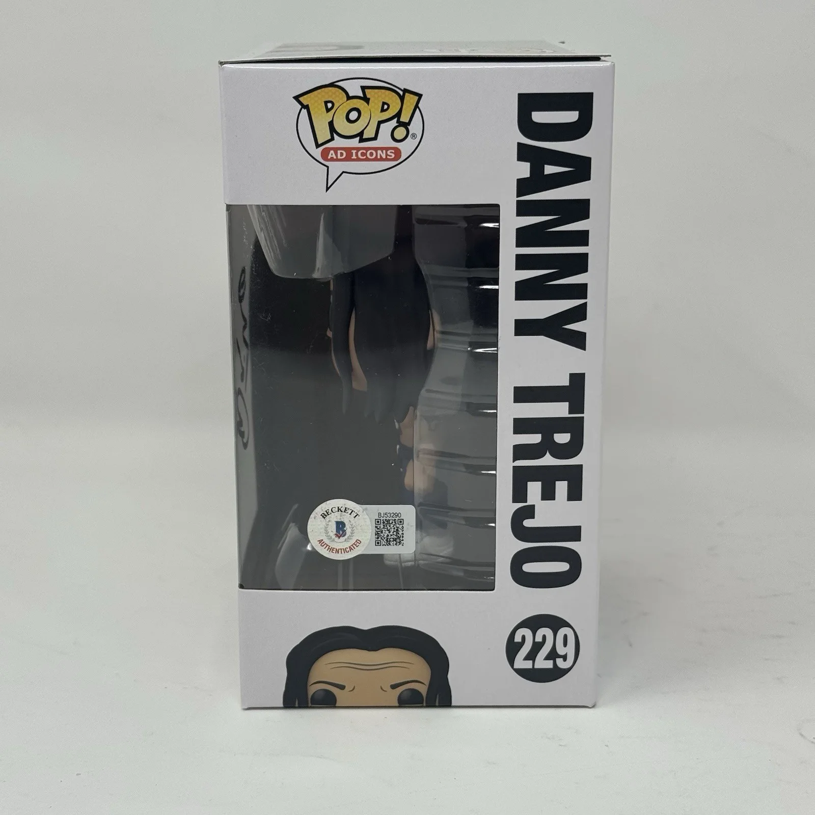 Danny Trejo — Danny Trejo Signed Autograph Funko Pop Ad Icons 229 Figure Machete Beckett COA, изображение 4