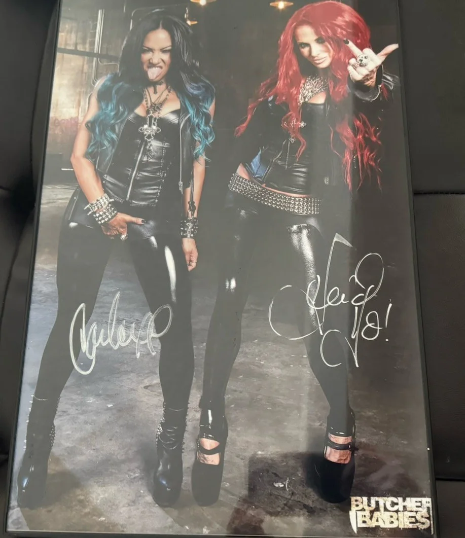 Butcher Babies Signed Photo - Carla And Heidi 11x17, изображение 3