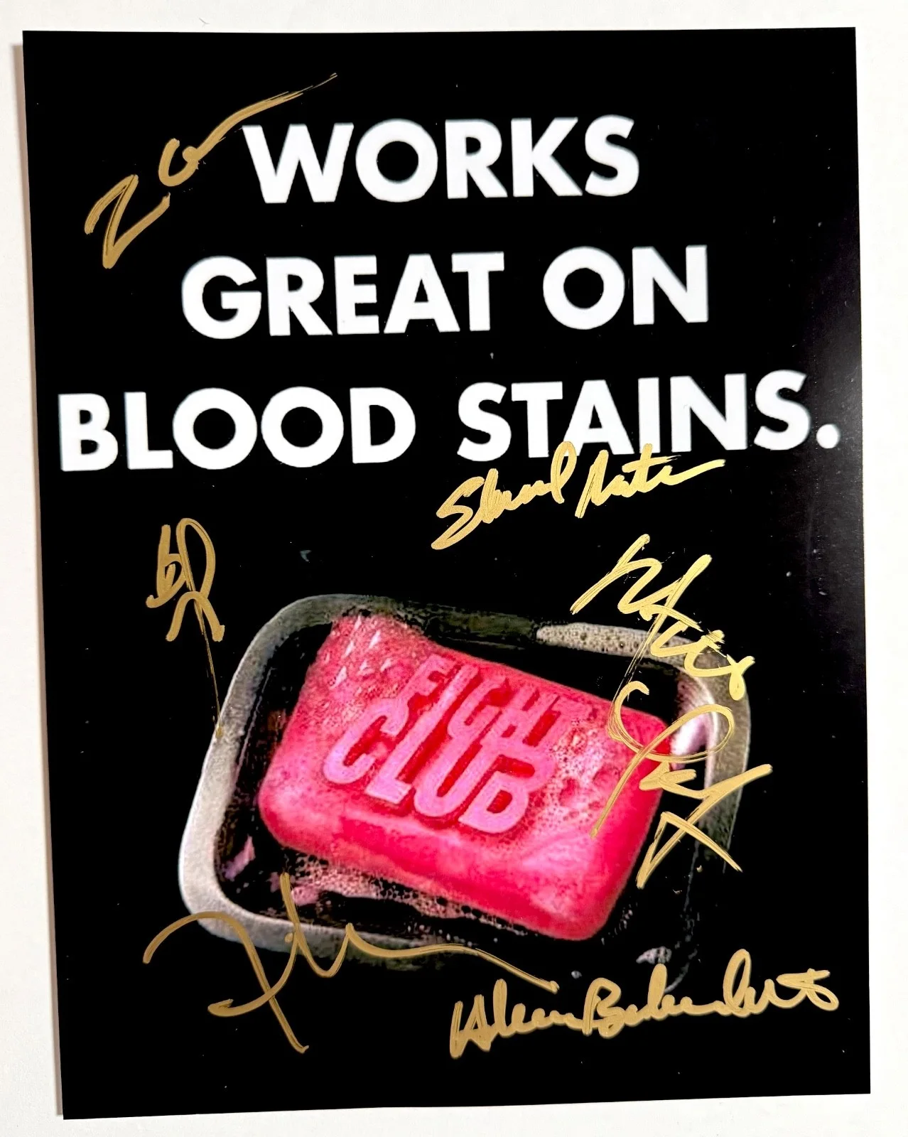 Brad Pitt — FIGHT CLUB 8x10 photo cast signed by BRAD PITT ED NORTON DAVID FINCHER & more