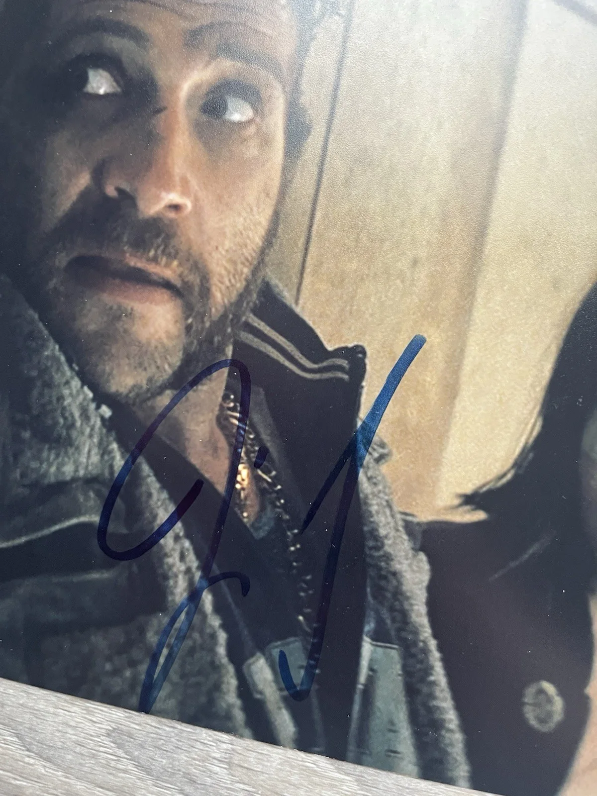 Jai Courtney — Jai Courtney Signed Captain Boomerang 8x10 Photo ACOA COA Suicide Squad DC, изображение 4