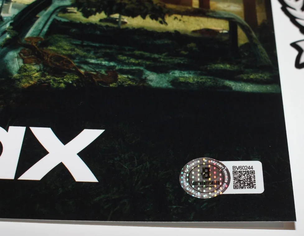 SHOW CREATOR CRAIG MAZIN SIGNED 'THE LAST OF US' 12x18 POSTER BAS BECKETT COA, изображение 4