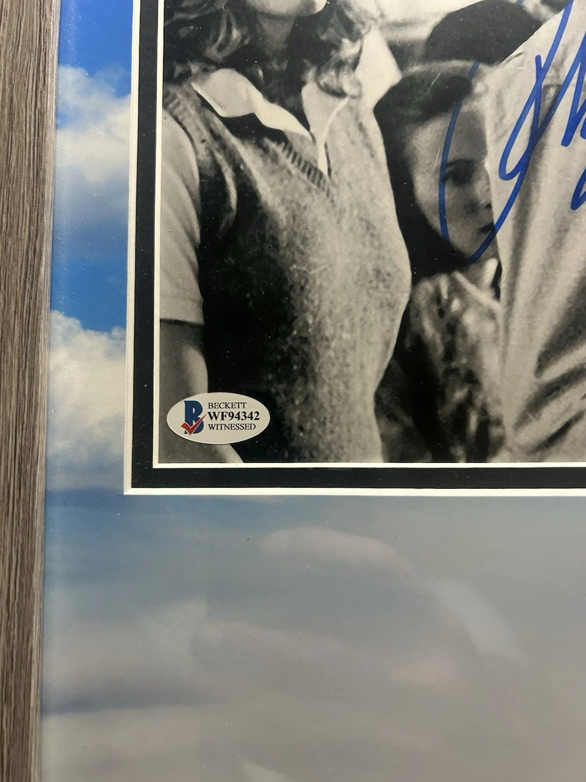 Ralph Macchio, William Zabka, Elizabeth Shue — The Karate Kid- Custom Mat And Photo From Classic Film Autographed By 3, image 2