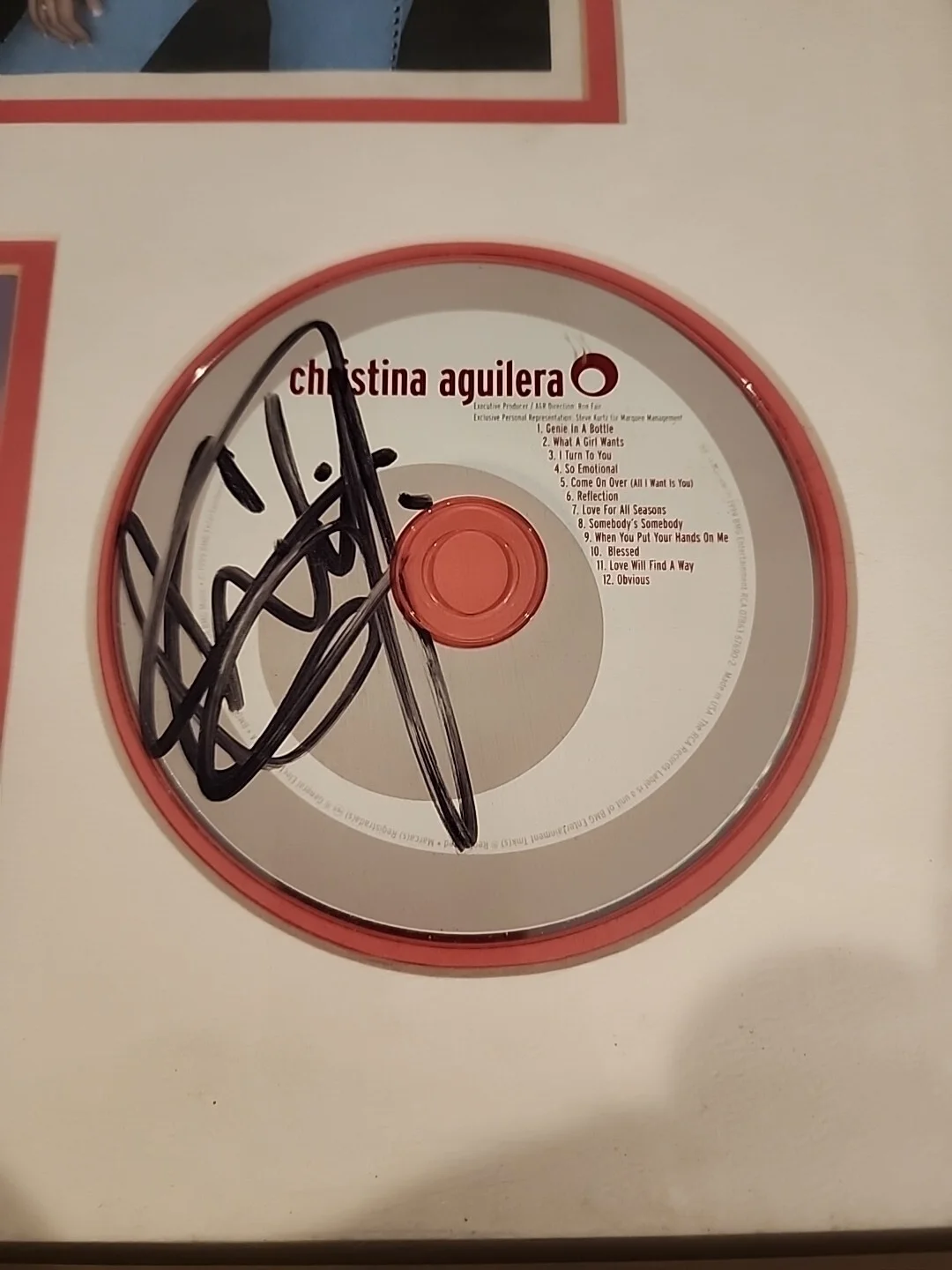 Christina Aguilera Signed Autograph CD Photo and CD cover Framed, изображение 2