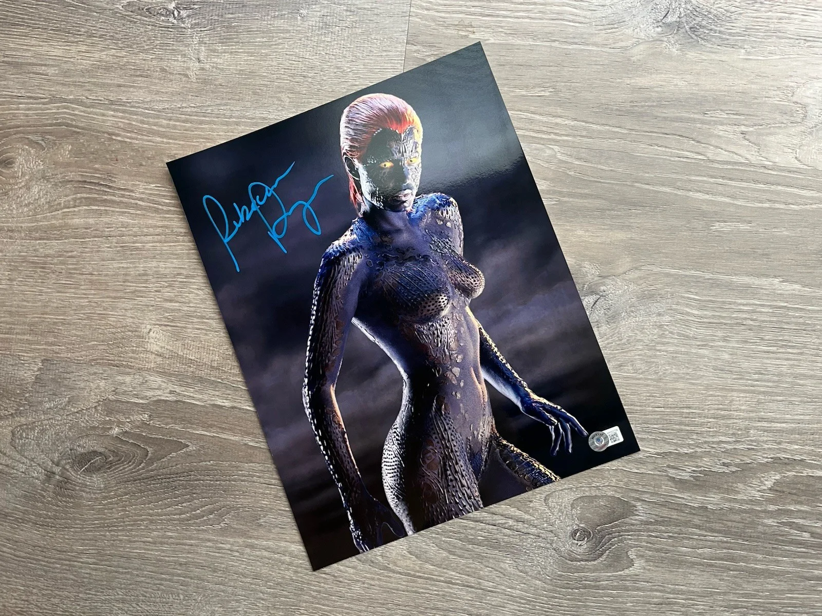 Rebecca Romijn — Rebecca Romijn Signed Mystique Metallic 11x14 Photo Beckett COA X-Men Marvel, изображение 4