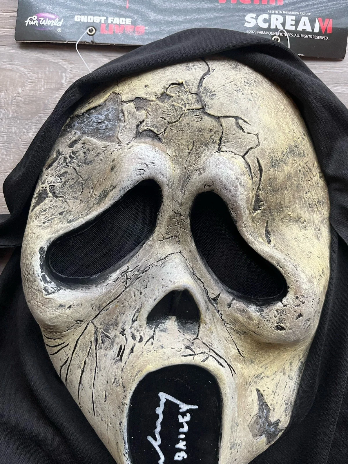 Dermot Mulroney — Dermot Mulroney Signed Aged Ghostface Mask Beckett COA SCREAM Horror, изображение 5