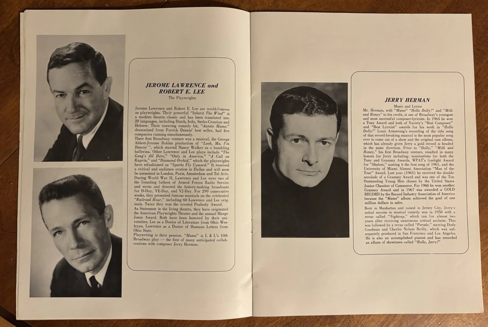 Angela Lansbury — Angela Lansbury Original Signed Program from “Mame” 1968 Broadway, image 4