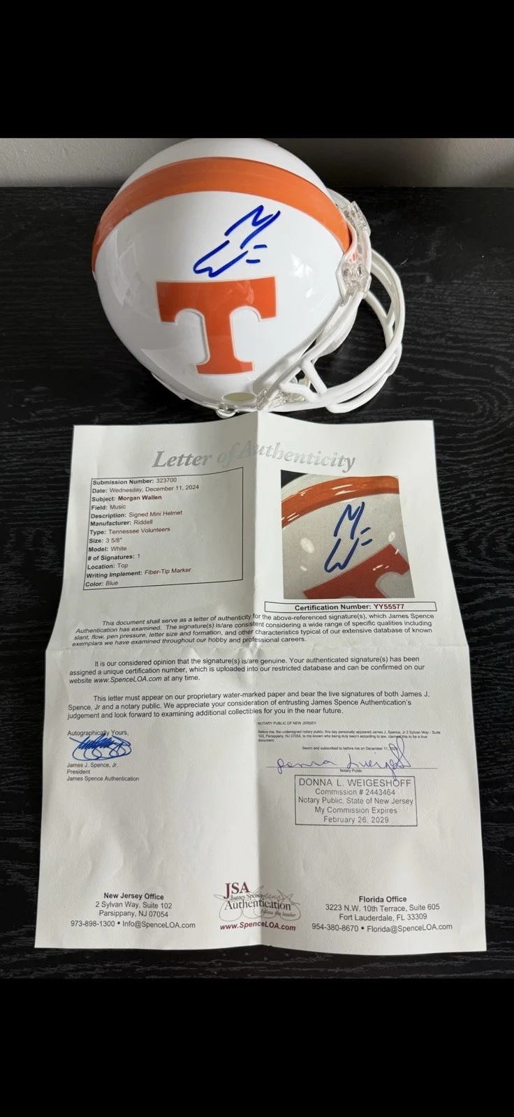 Morgan Wallen Country Music Superstar Autographed Tennessee Vols Mini Helmet COA, изображение 3