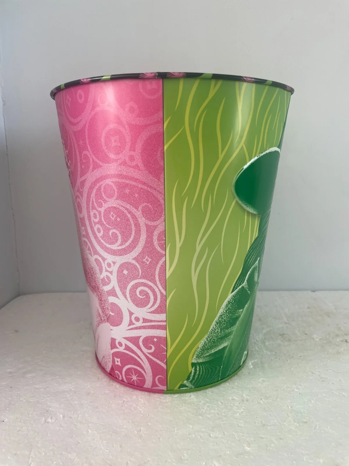 Wicked Movie Universal City Studio Exclusive Embossed Popcorn Bucket Tin, image 3