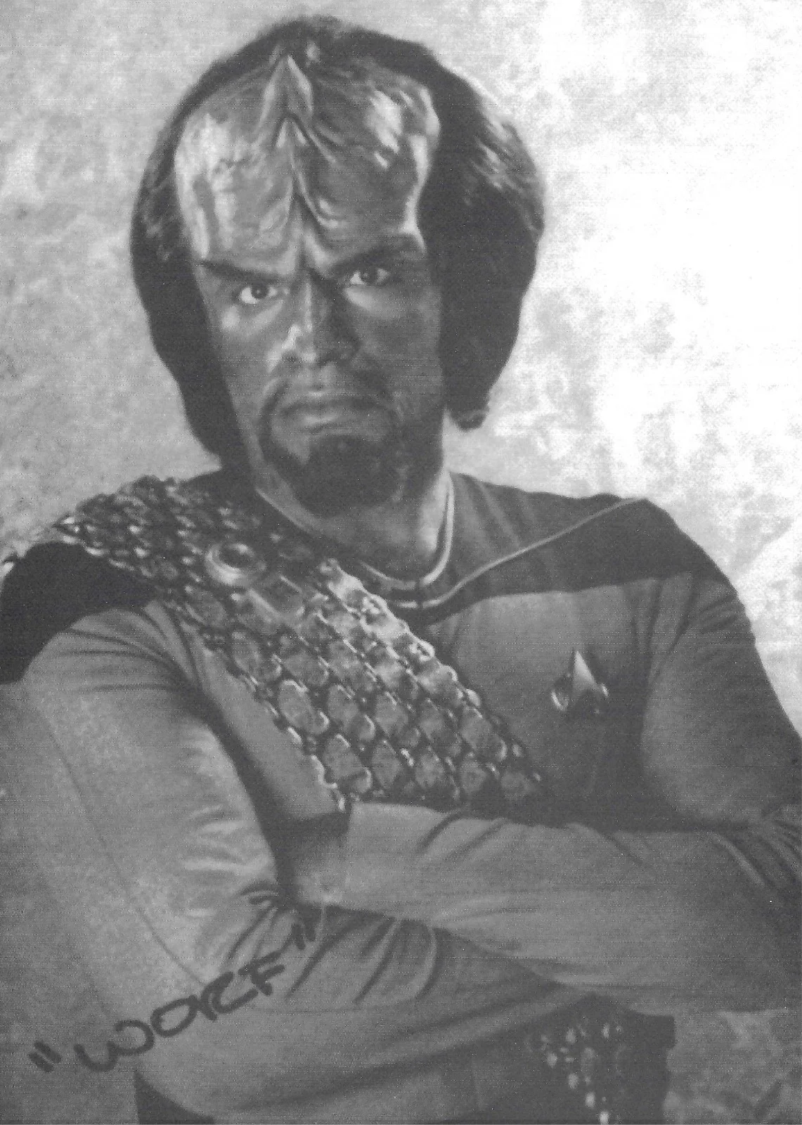 Michael Dorn "Worf" 5 X 7 Autographed Promotional Photo - 2 Sided, изображение 2