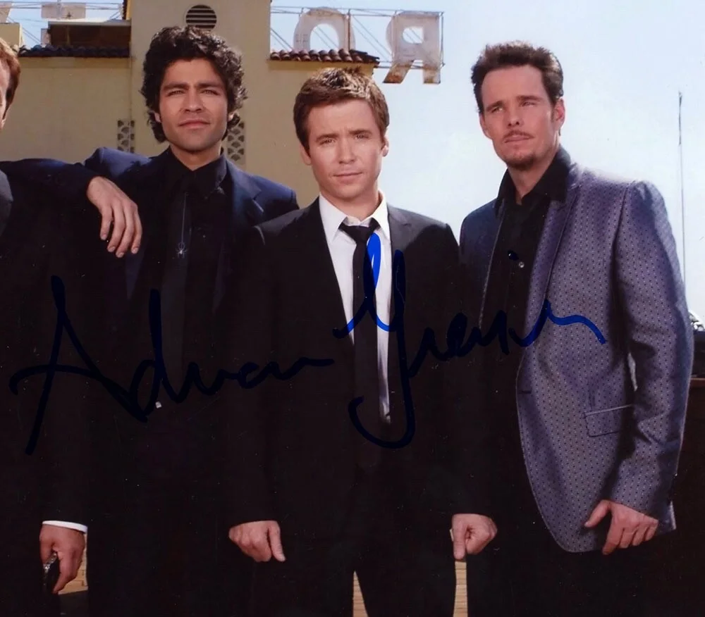 ADRIAN GRENIER, JEREMY PIVEN — Adrian Grenier & Jeremy Piven signed "ENTOURAGE" 8x10 Photo PROOF c ACOA COA, image 5
