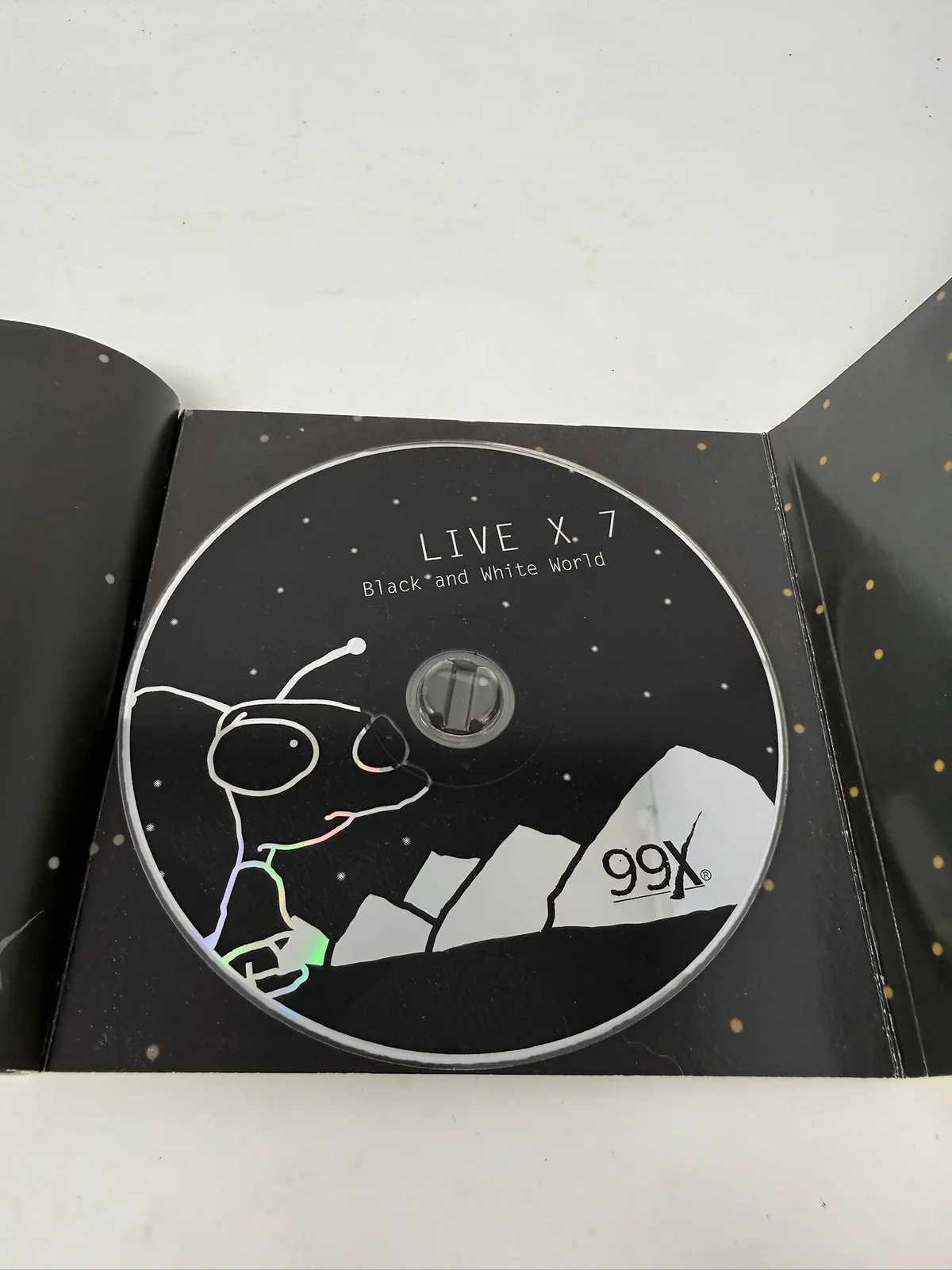 99X Live X 7 Black & White World Book Used - Rare Edition, image 5