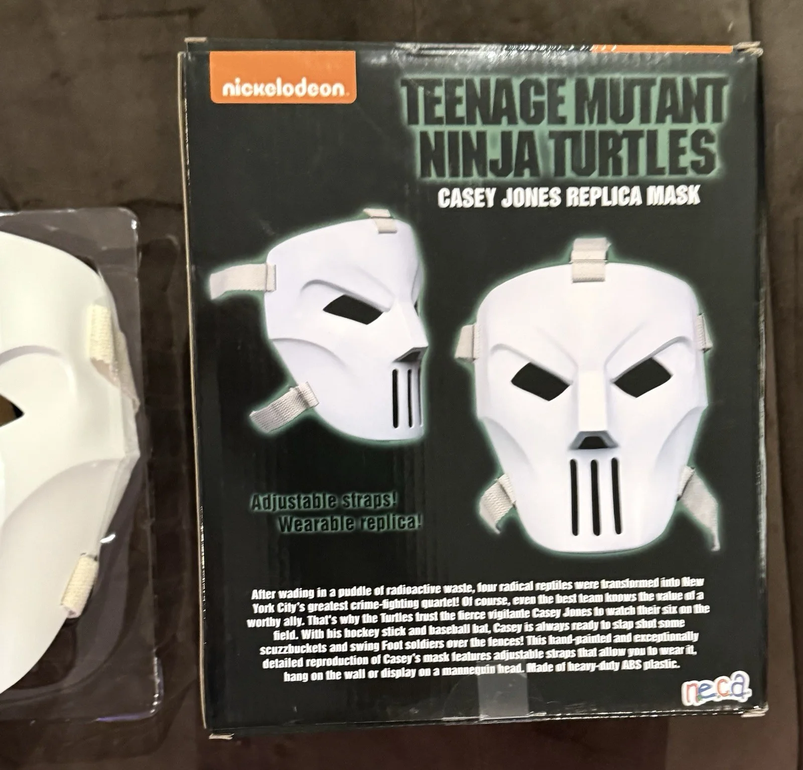 Stephen Amell — Kevin Estman Stephen Amell Signed TMNT Casey Jones Mask JSA COA Ninja Turtles, изображение 2