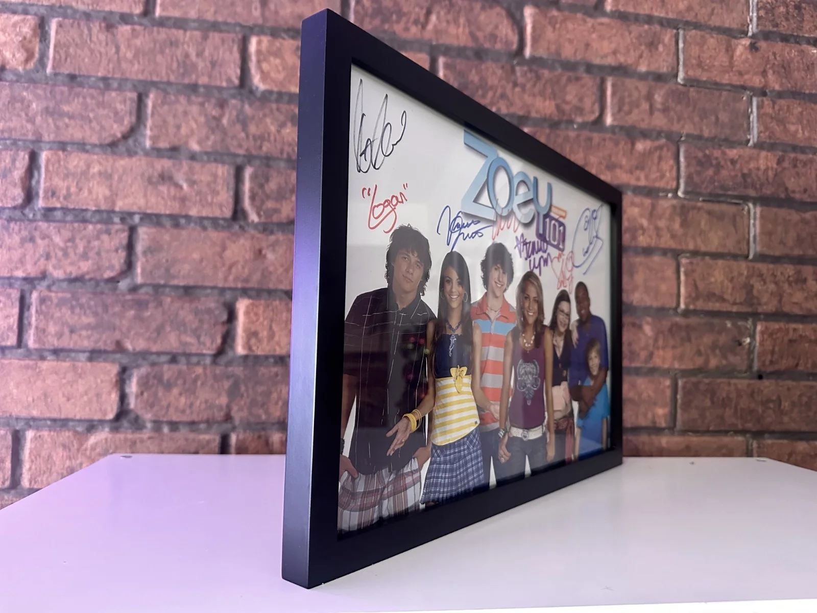 Nickelodeon: Zoey 101 Autographed Framed 11x17 Promo Pic, image 4