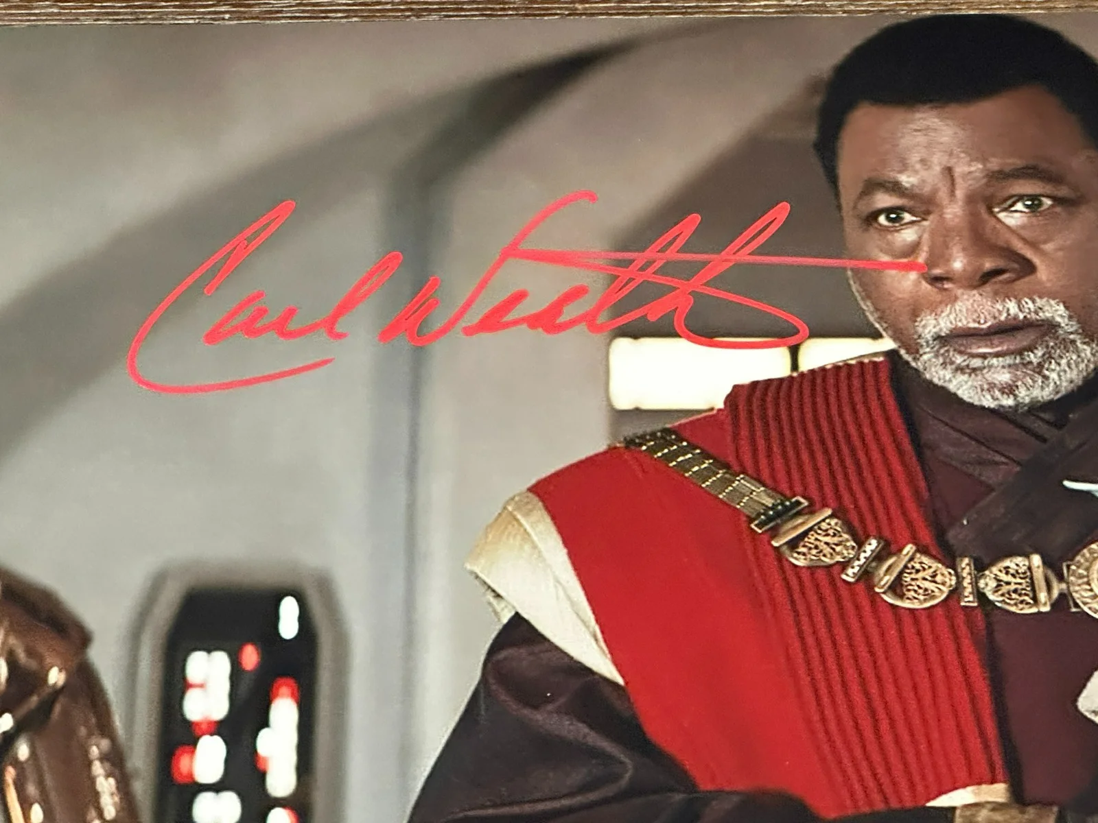 Carl Weathers — Carl Weathers Signed The Mandalorian ‘Greef Karga’ Star Wars 8x10 Photo SSC COA, изображение 2