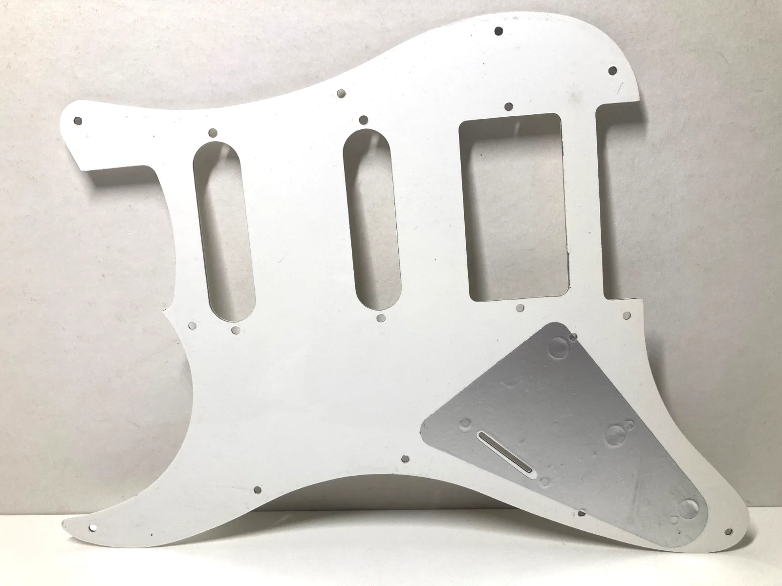 GUITAR PICKGUARD Signed by SYLVAIN SYLVAIN Personalized NEW YORK DOLLS, image 3