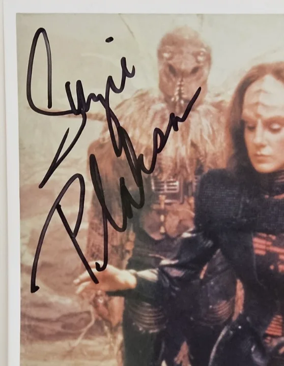 Suzie Plakson — Suzie Plakson K'Ehlehr Star Trek TNG Autograph 8x10 Creation Convention, image 2