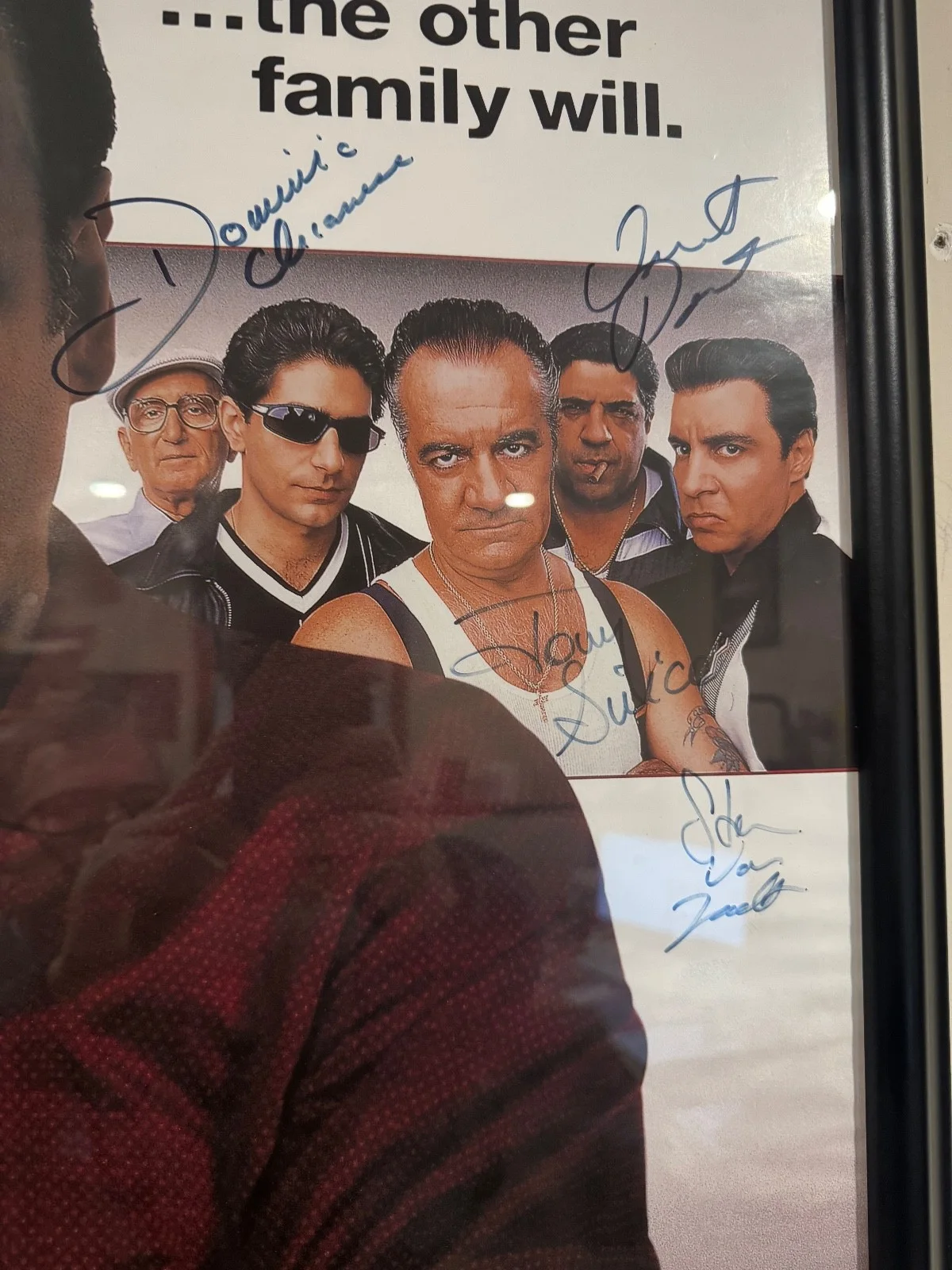 james gandolfini — James Gandolfini Autographed The Sopranos Season 1 HBO Poster 27x40 Framed, изображение 3