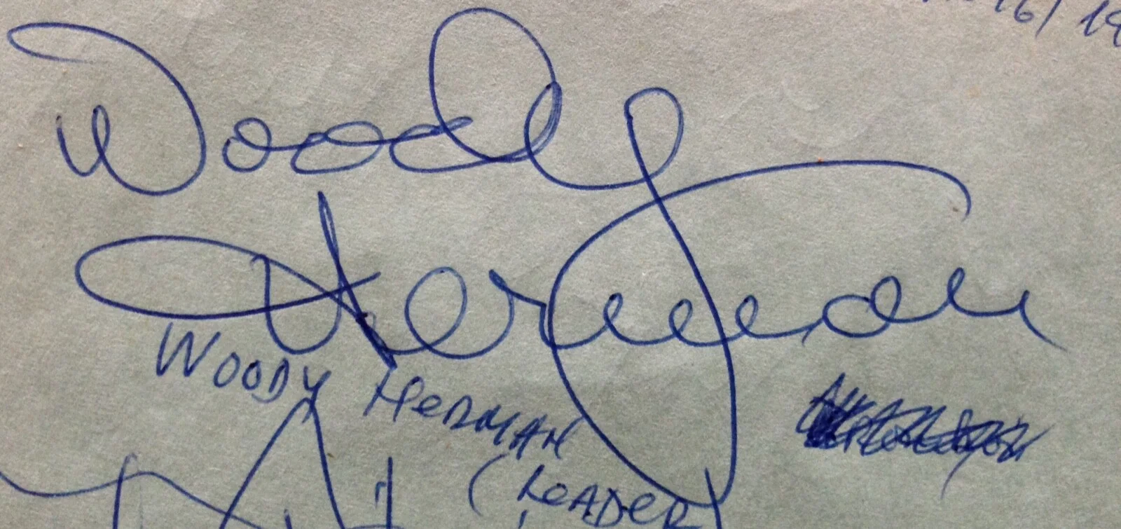 JAZZ SIGNED PAGE: MAJOR HOLLEY/WOODY HERMAN/FRANK TIBERI/BOB BELDEN/NELSON HINDS, изображение 3