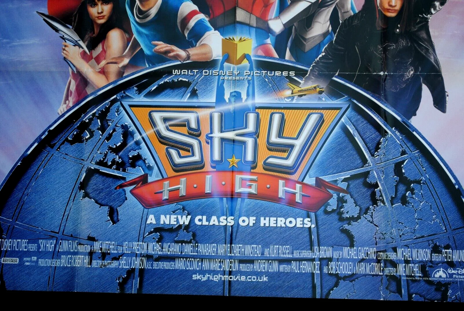 Kurt RUSSELL in 2005 SKY HIGH a Class of HEROES Original QUAD CINEMA FILM POSTER, изображение 2