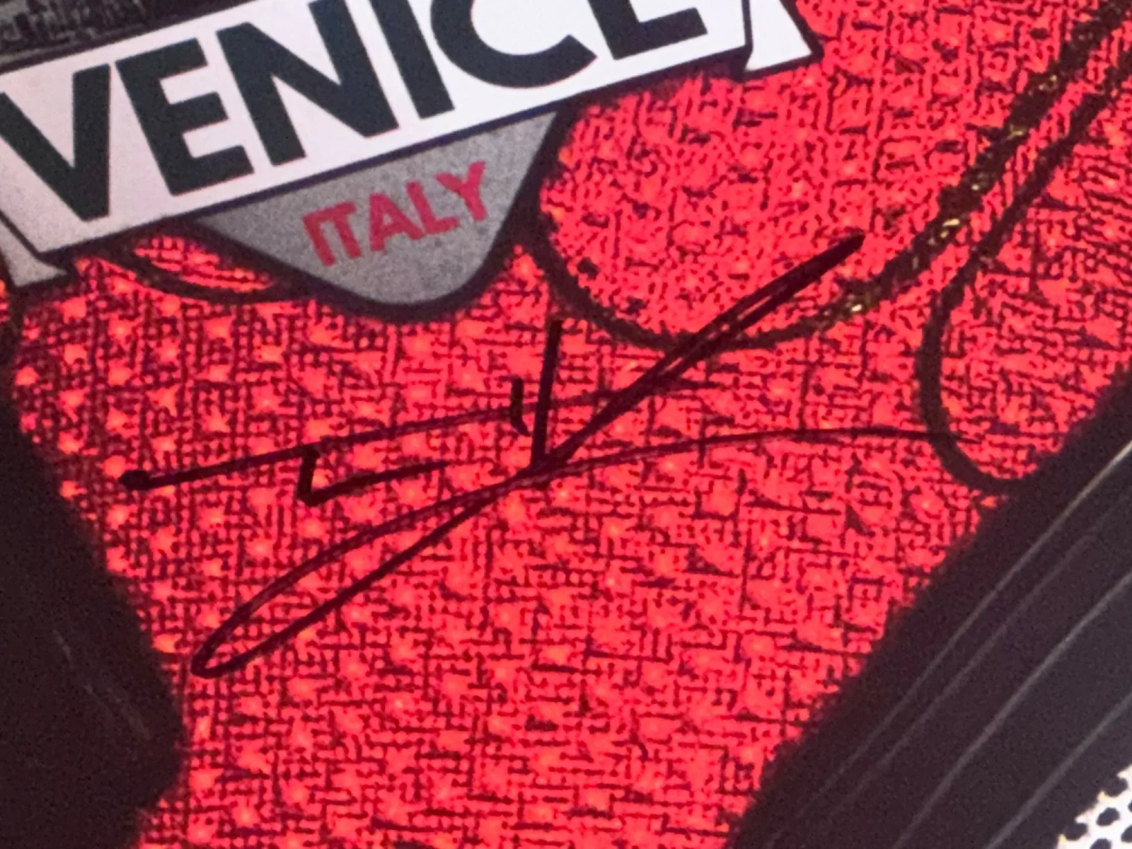 Tom Holland — SIGNED Tom Holland Movie Poster Spider-Man Far From Home Venice 27x40 Auto PSA, изображение 2