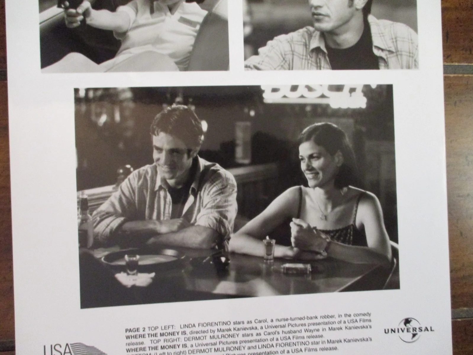 Linda Fiorentino/Dermot Mulroney(WHERE THE MONEY IS)2000 8 x10 Black/White Photo, изображение 2