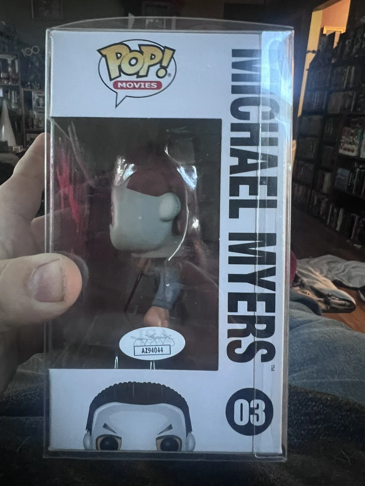 Casey Hendershot — CASEY HENDERSHOT SIGNED MICHAEL MYERS FUNKO POP VINYL 03 HALLOWEEN JSA 358, изображение 2
