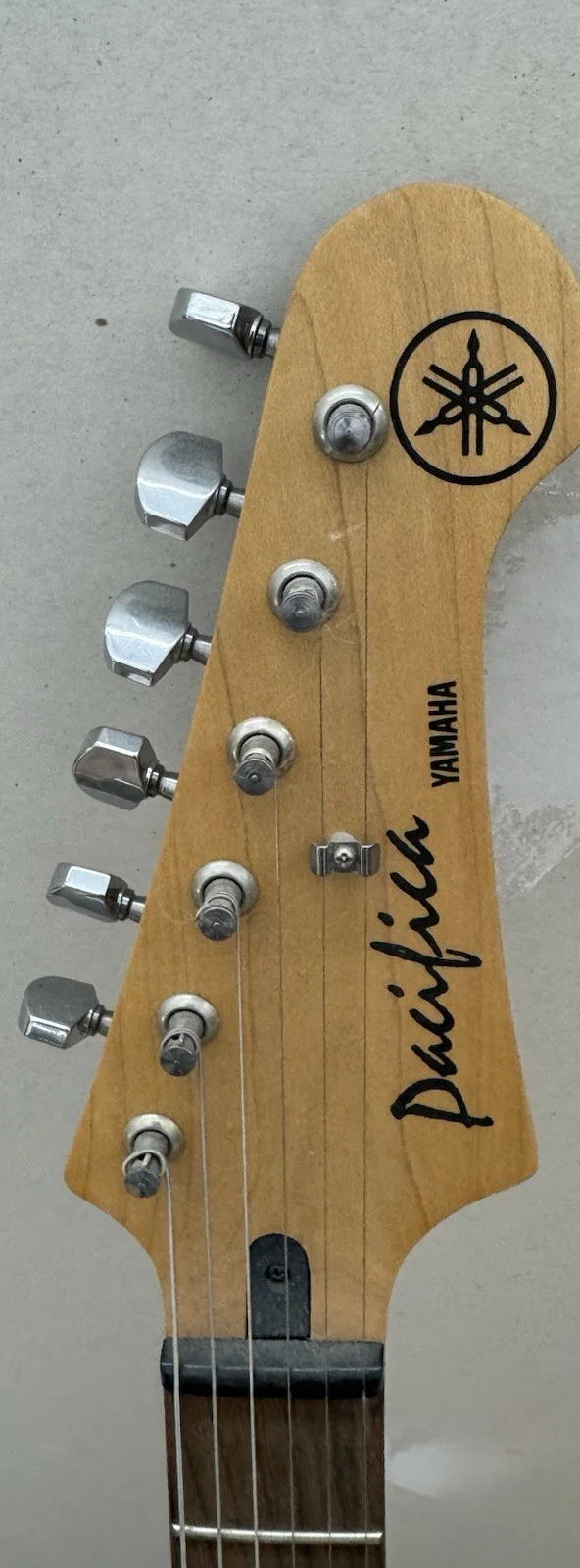 Pacifica-Yamaha PAC 012 Electric Guitar Signed Bye Sammy Hagar Autograph, image 3