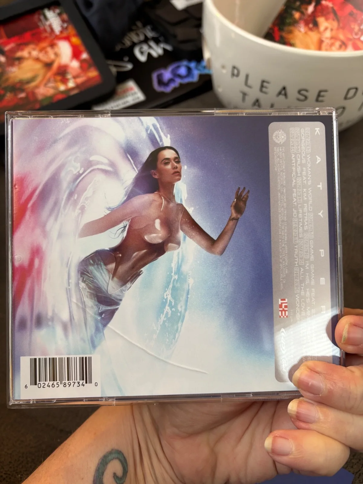 Katy Perry Hand Signed Autographed 143 CD Insert Picture From KATY PERRY STORE, image 4