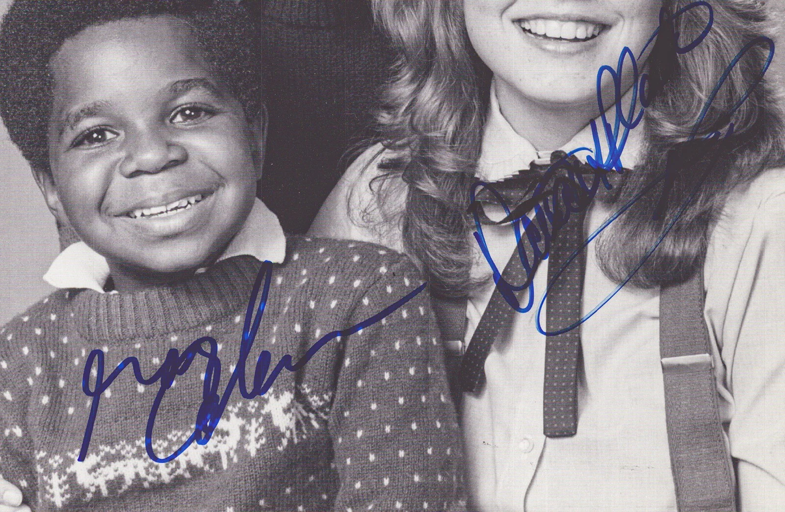 Dana Plato, Todd Bridges, Gary Coleman — DIFF''RENT STROKES TV CAST - PHOTOGRAPH SIGNED WITH CO-SIGNERS, image 2
