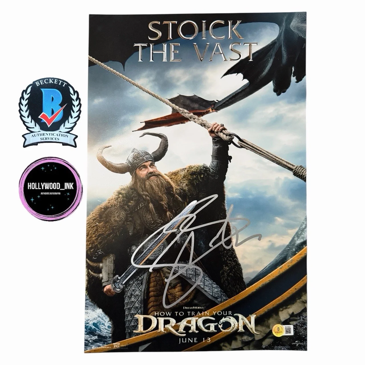 Gerard Butler — GERARD BUTLER SIGNED HOW TO TRAIN YOUR DRAGON 11x17 AUTOGRAPH PHOTO BECKETT-C