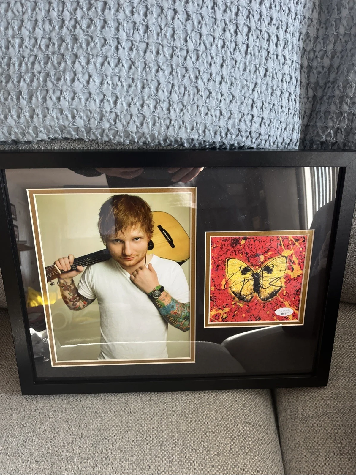 Ed Sheeran SIGNED CD Shivers BOOKLET With Photo JSA CERTIFICATION, image 3
