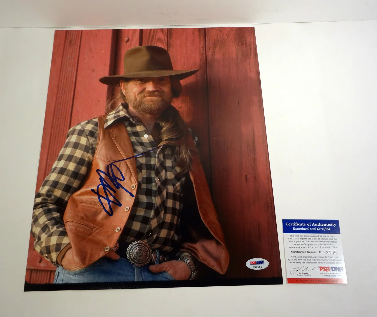 Willie Nelson — Willie Nelson Country Legend Signed Autograph 11x14 Photo PSA/DNA COA #1
